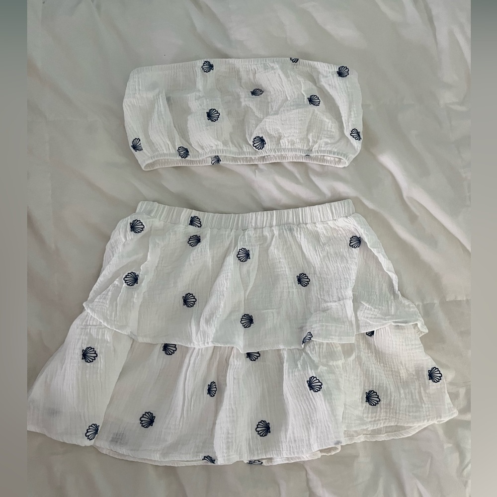 Le Lis two piece set